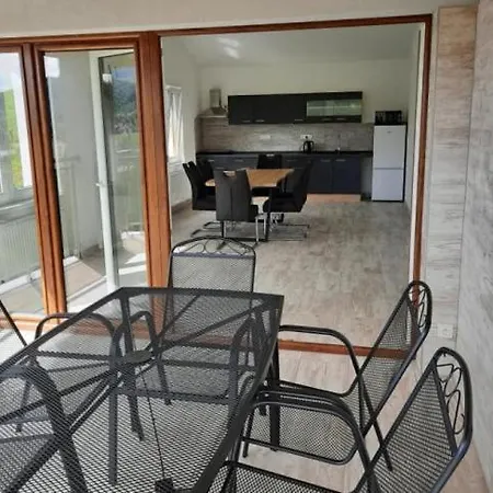 アパート Apartman Vimperk ビンペルク